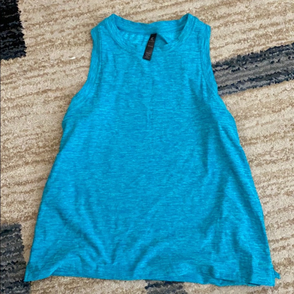 Workout tank